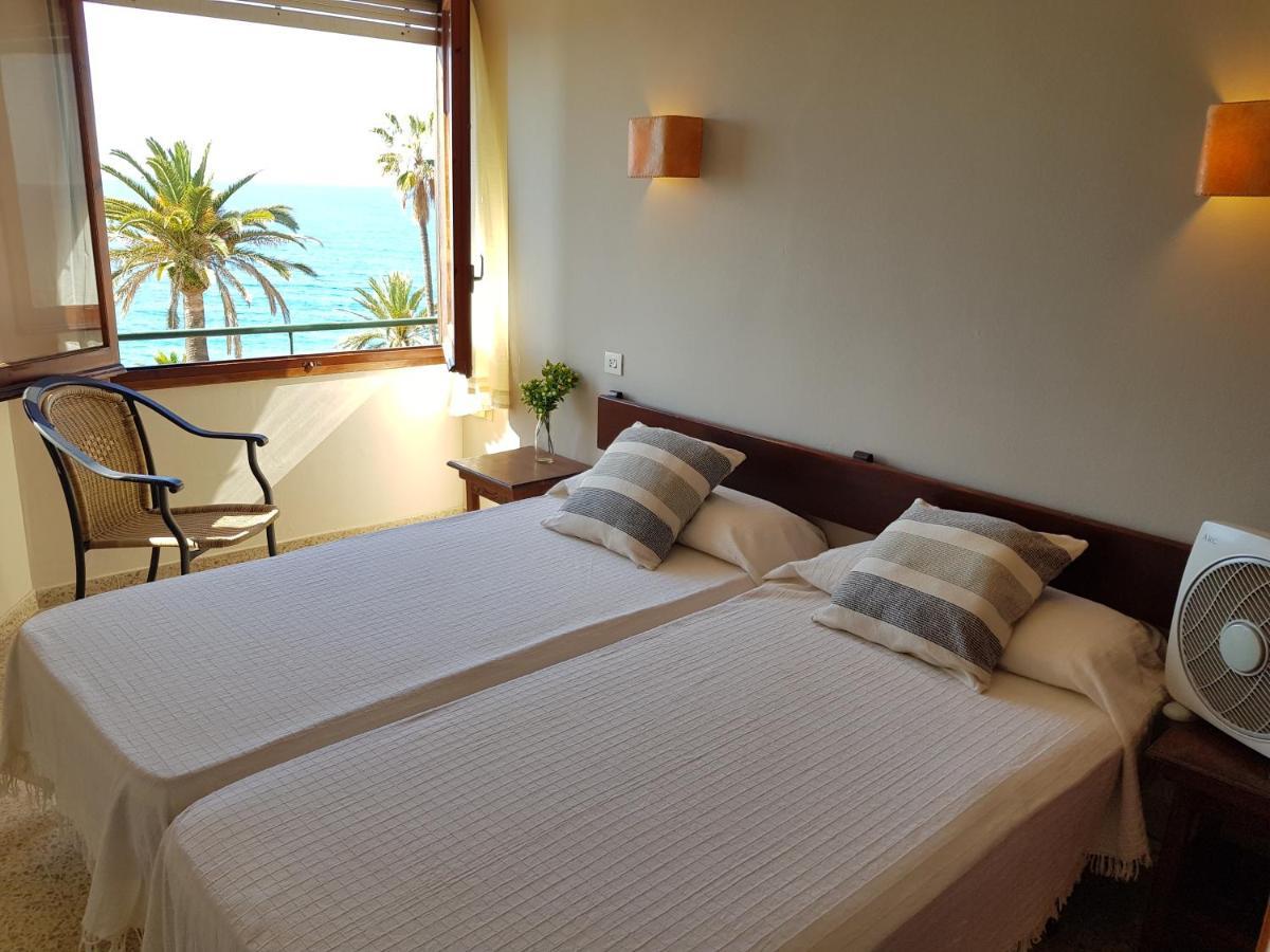 Hotel Maeva ,1 Star B&B 滨海略雷特 外观 照片