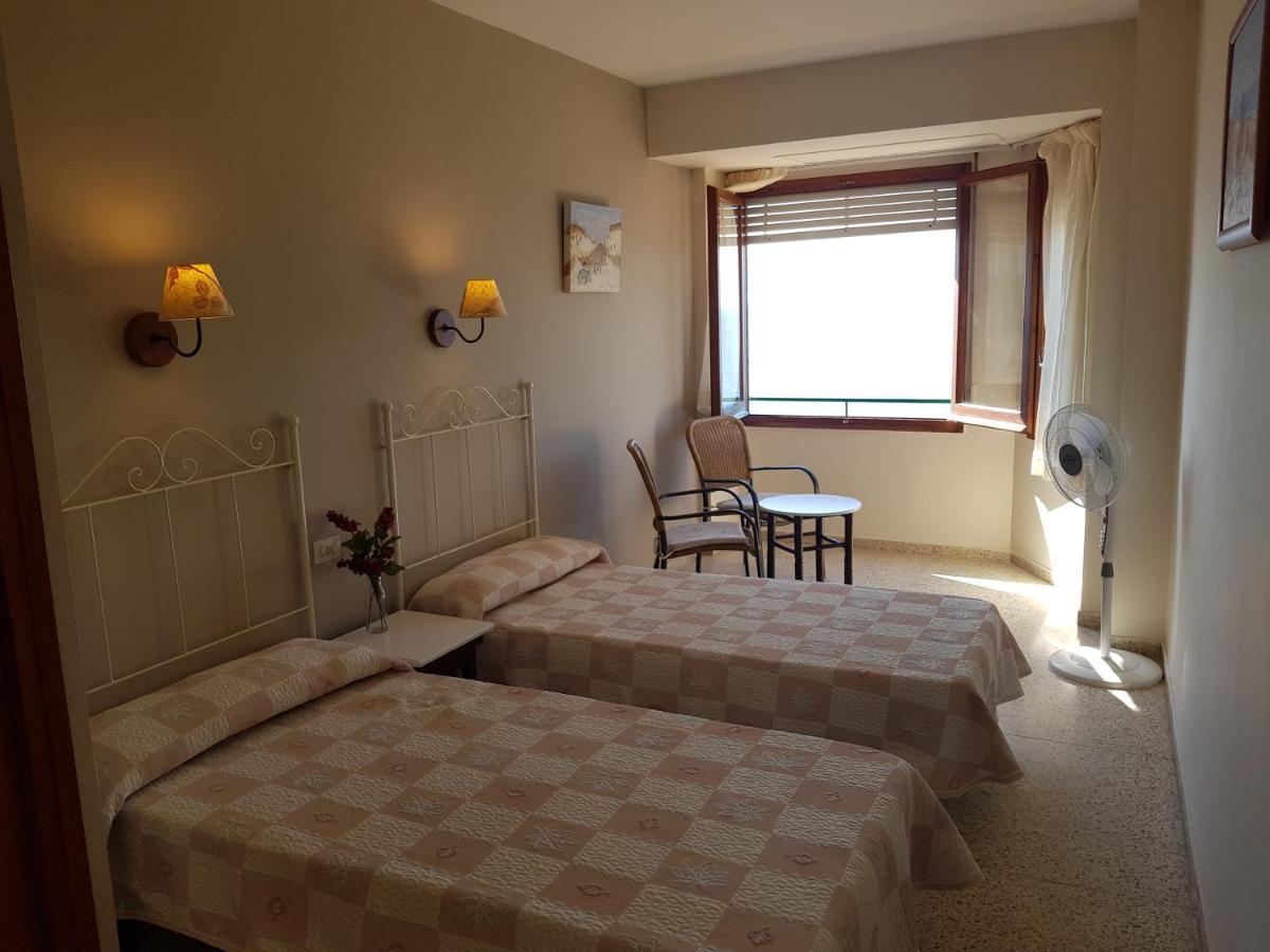 Hotel Maeva ,1 Star B&B 滨海略雷特 外观 照片